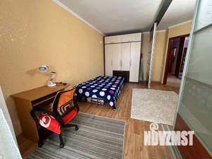 3-к квартира, посуточно, 100м2, 2/4 этаж