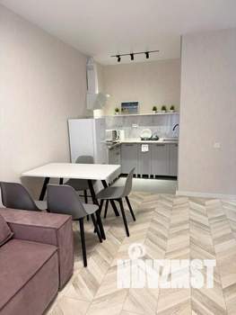 1-к квартира, посуточно, 37м2, 1/1 этаж