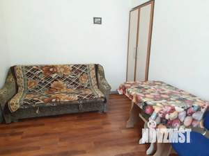2-к квартира, посуточно, 34м2, -1/2 этаж