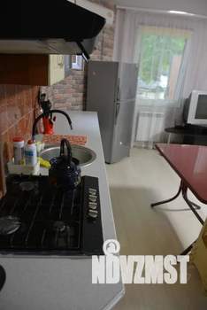 Студия квартира, посуточно, 30м2, 1/1 этаж