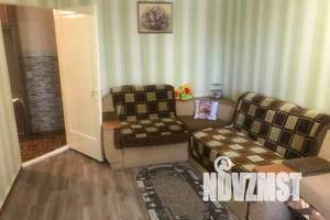 2-к квартира, посуточно, 43м2, 2/5 этаж