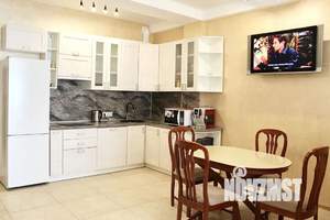 1-к квартира, посуточно, 62м2, 7/9 этаж
