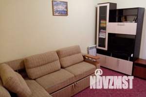 2-к квартира, посуточно, 44м2, 1/2 этаж