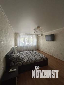 2-к квартира, посуточно, 52м2, 1/5 этаж