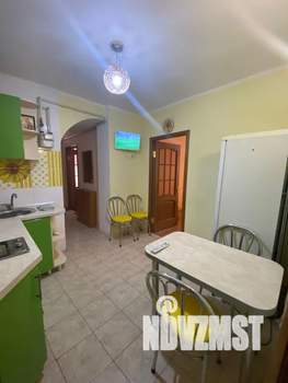 2-к квартира, посуточно, 45м2, 1/2 этаж