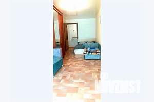 1-к квартира, посуточно, 45м2, 1/2 этаж