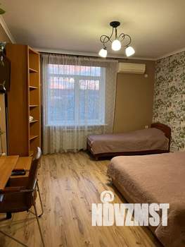 Студия квартира, посуточно, 38м2, 2/2 этаж