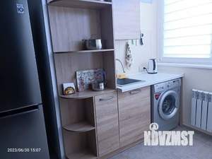 Студия квартира, посуточно, 27м2, 1/5 этаж