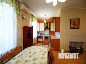 2-к квартира, посуточно, 80м2, 3/3 этаж