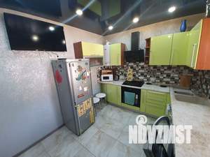 3-к квартира, посуточно, 65м2, 2/2 этаж