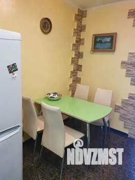 1-к квартира, посуточно, 45м2, 1/2 этаж