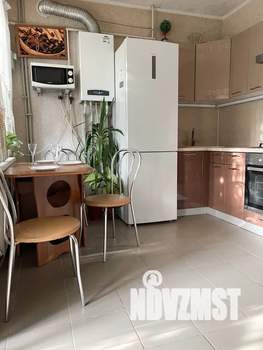 1-к квартира, посуточно, 60м2, 1/2 этаж