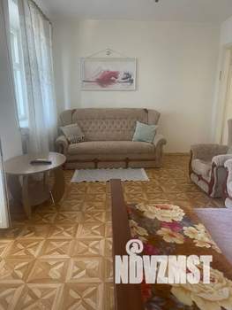 1-к квартира, посуточно, 38м2, 4/9 этаж