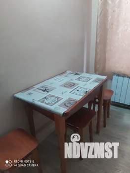 1-к квартира, посуточно, 25м2, 1/2 этаж
