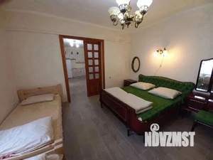 1-к квартира, посуточно, 40м2, 1/2 этаж