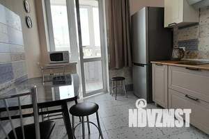 1-к квартира, посуточно, 33м2, 4/8 этаж