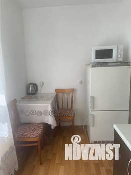 1-к квартира, посуточно, 38м2, 4/9 этаж