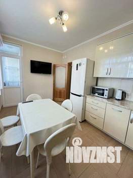 2-к квартира, посуточно, 70м2, 1/1 этаж