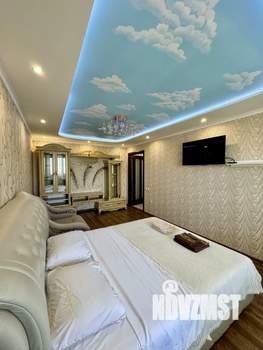 1-к квартира, посуточно, 37м2, 10/11 этаж