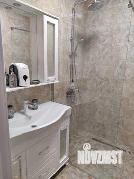 Студия квартира, посуточно, 35м2, 3/5 этаж
