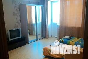 1-к квартира, посуточно, 40м2, 1/9 этаж