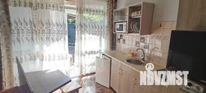 Студия квартира, посуточно, 22м2, 1/3 этаж