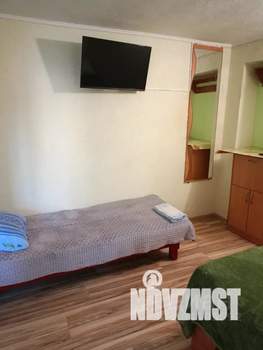 1-к квартира, посуточно, 30м2, 1/2 этаж