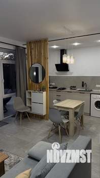 Студия квартира, посуточно, 31м2, 1/3 этаж