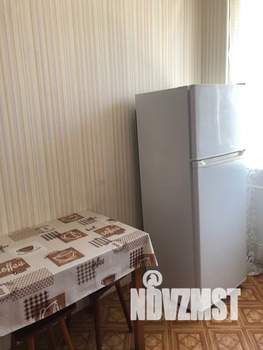 1-к квартира, посуточно, 37м2, 3/9 этаж