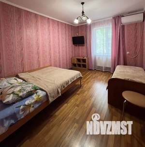 4-к квартира, посуточно, 70м2, 2/2 этаж