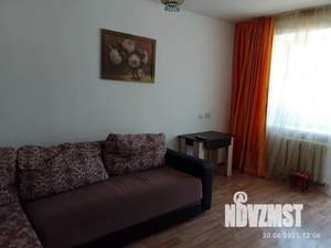 Студия квартира, посуточно, 55м2, 1/5 этаж