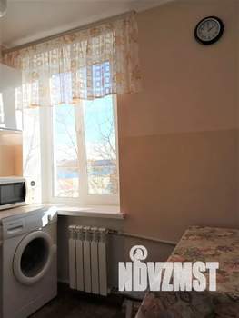 1-к квартира, посуточно, 40м2, 4/4 этаж