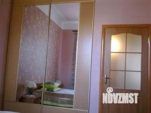 3-к квартира, посуточно, 62м2, 1/3 этаж