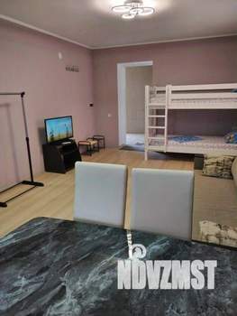 1-к квартира, посуточно, 55м2, 1/1 этаж