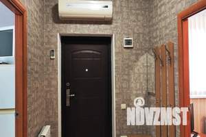 2-к квартира, посуточно, 40м2, 2/2 этаж