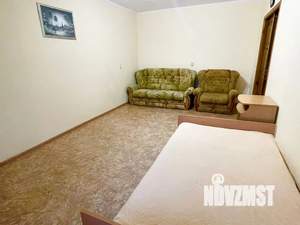 1-к квартира, посуточно, 42м2, 3/5 этаж