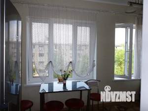 2-к квартира, посуточно, 58м2, 3/3 этаж