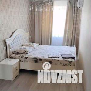 3-к квартира, посуточно, 60м2, 2/5 этаж