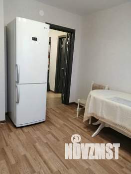 1-к квартира, посуточно, 37м2, 3/9 этаж