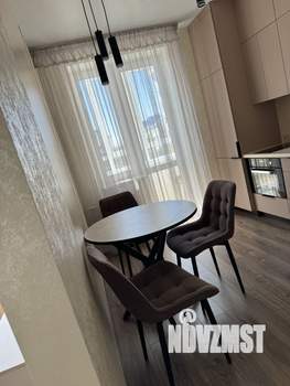 1-к квартира, посуточно, 37м2, 4/6 этаж