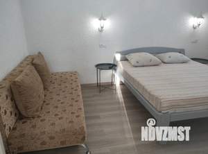 1-к квартира, посуточно, 32м2, 1/2 этаж