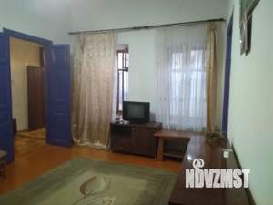 3-к квартира, посуточно, 67м2, 1/1 этаж