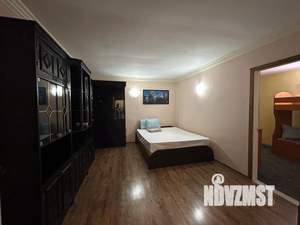 3-к квартира, посуточно, 83м2, 1/1 этаж