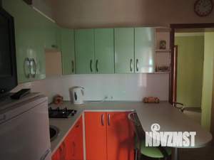 2-к квартира, посуточно, 35м2, 1/2 этаж