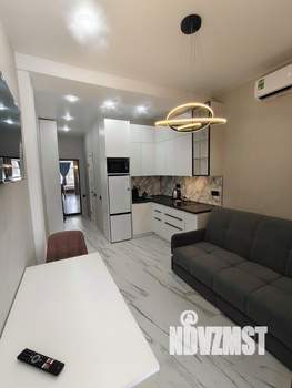 Студия квартира, посуточно, 30м2, 4/6 этаж