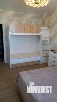 1-к квартира, посуточно, 37м2, 6/9 этаж