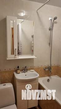 1-к квартира, посуточно, 38м2, 3/9 этаж