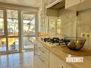 2-к квартира, посуточно, 50м2, 1/1 этаж