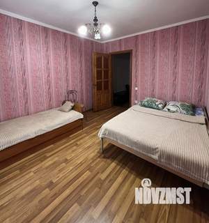 4-к квартира, посуточно, 70м2, 2/2 этаж