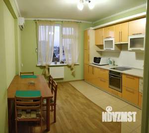 4-к квартира, посуточно, 95м2, 6/9 этаж